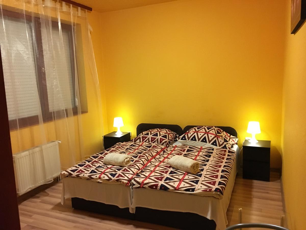 Palota Panzio Bed & Breakfast Budapest Exterior photo